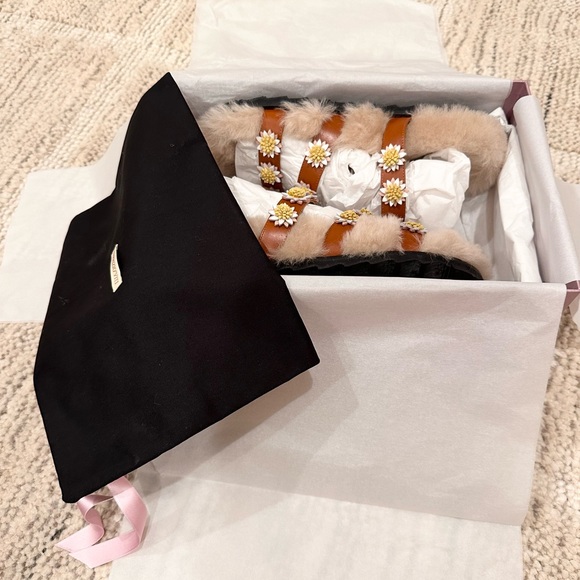 Fabrizio Viti Berkley Shearling Daisy Slide Sandals Size 6 - Picture 6 of 7